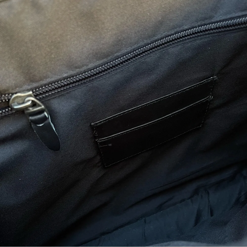 DILANA VTG Black Leather Travel Briefcase